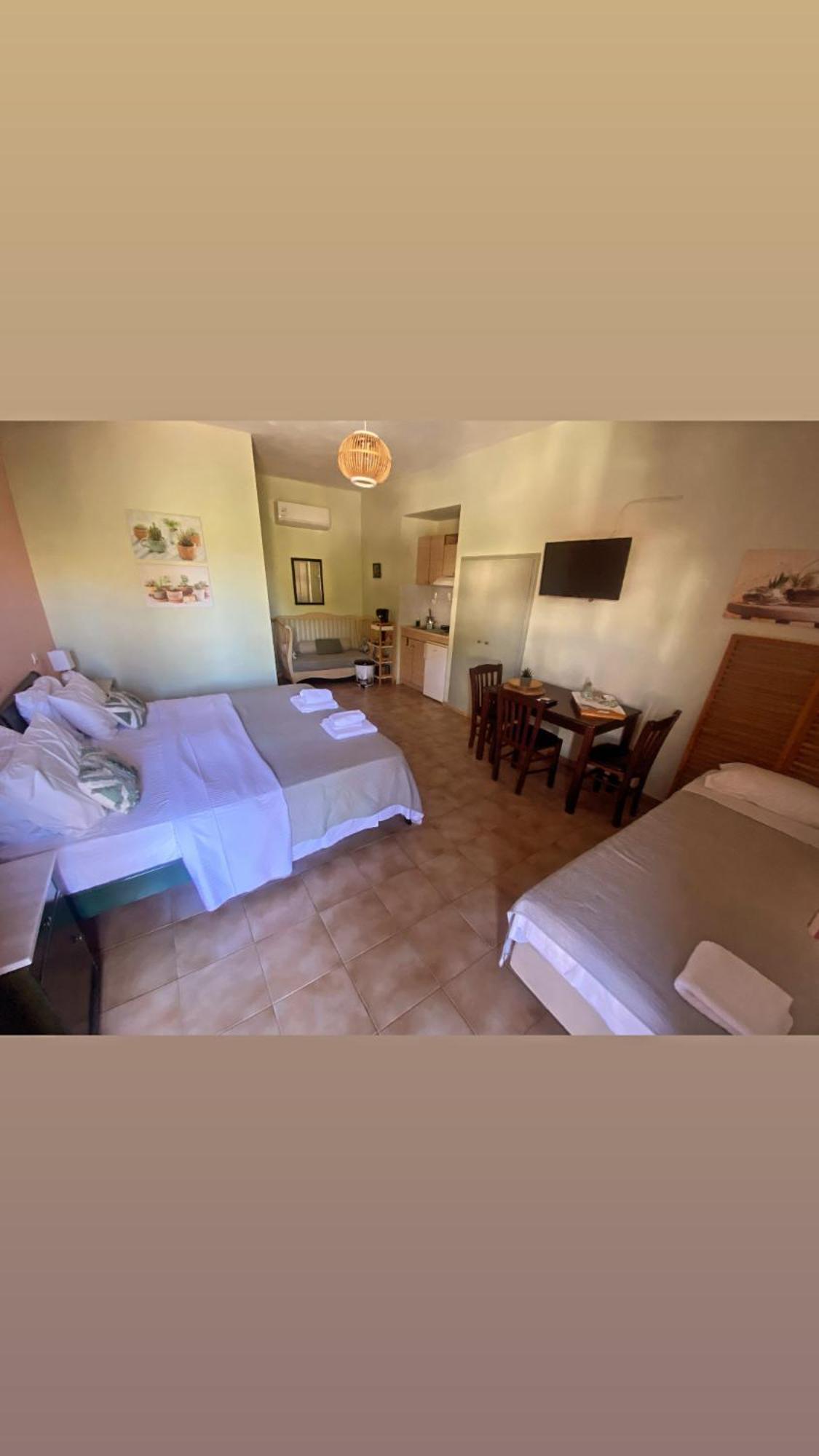 Nicolas Beach Palaiochora Ngoại thất bức ảnh