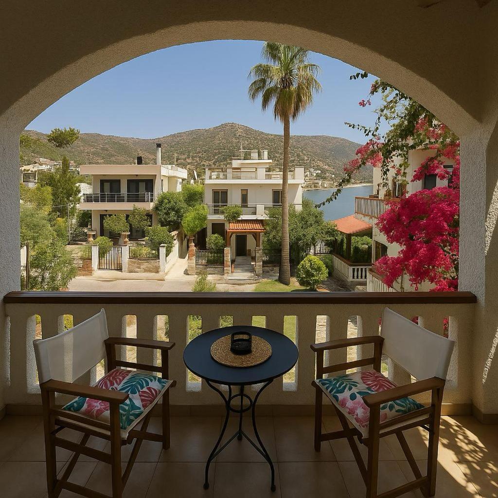 Nicolas Beach Palaiochora Ngoại thất bức ảnh
