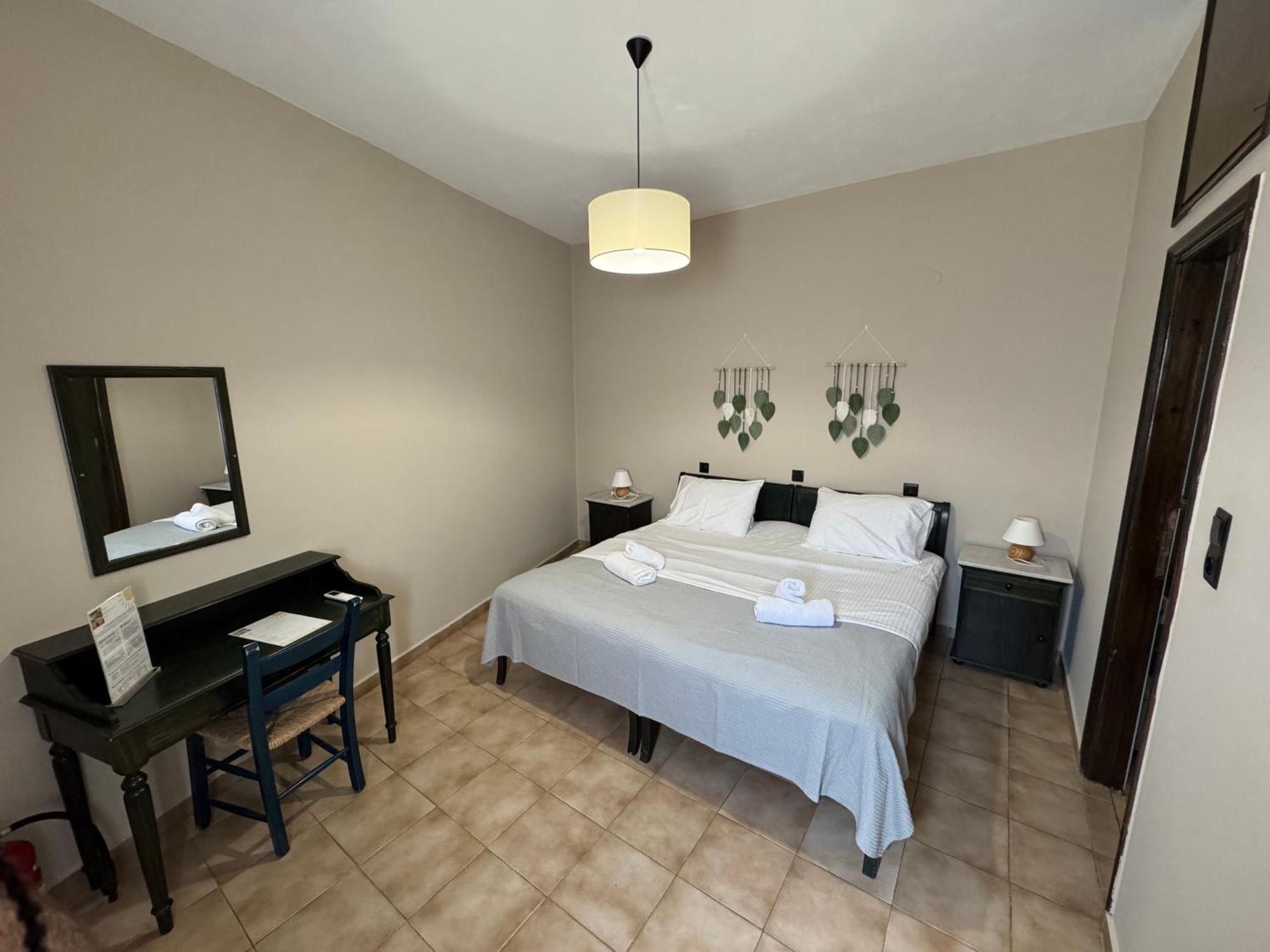 Nicolas Beach Palaiochora Ngoại thất bức ảnh