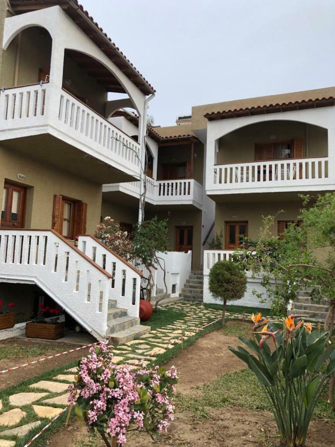 Nicolas Beach Palaiochora Ngoại thất bức ảnh