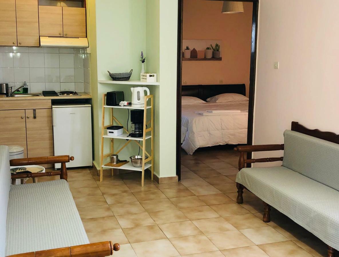 Nicolas Beach Palaiochora Ngoại thất bức ảnh