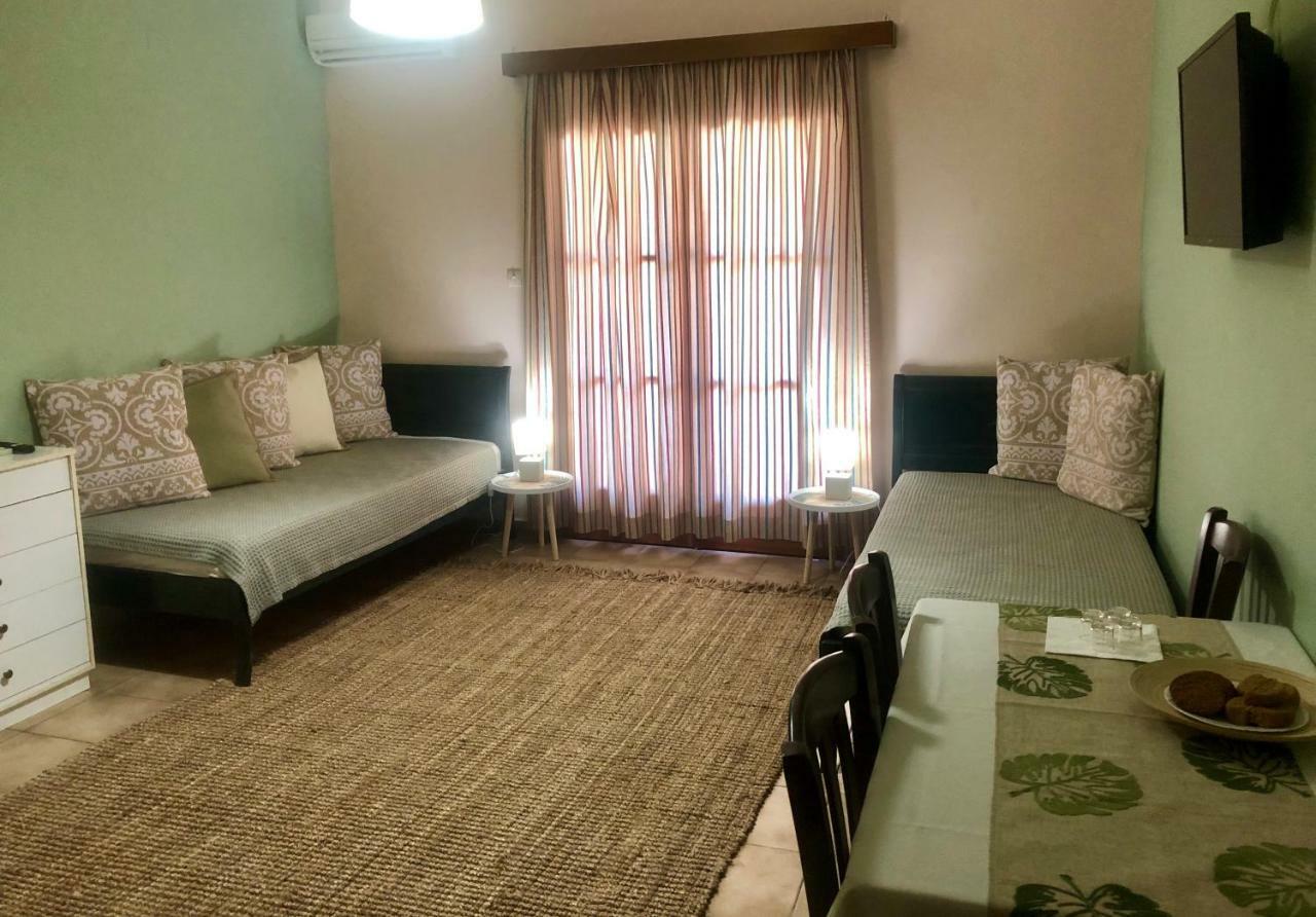 Nicolas Beach Palaiochora Ngoại thất bức ảnh