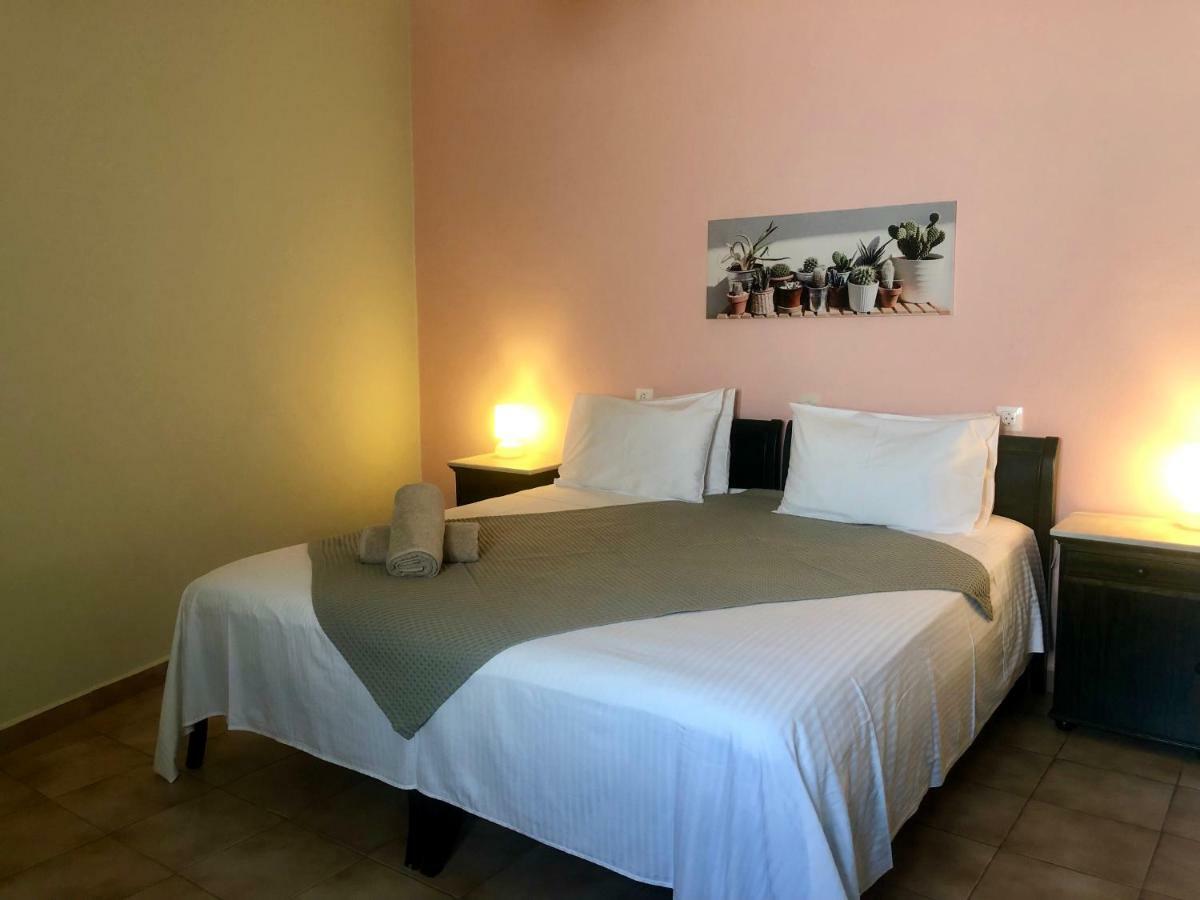 Nicolas Beach Palaiochora Ngoại thất bức ảnh